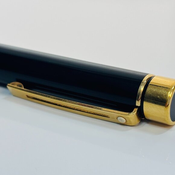 Sheaffer Fountain Pen with 14k Gold Nib Works Great Comes with 4 Cartridges - Picture 11 of 12
